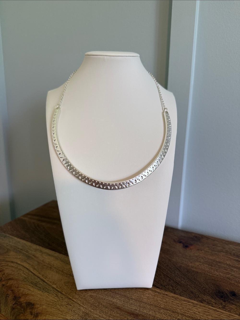 Silver-Tone Textured Collar Necklace - Women Jewelry